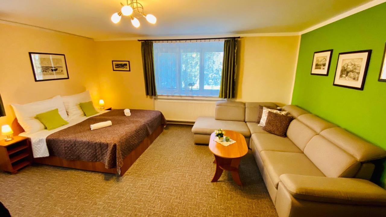 Apartment Gudi 塔查斯卡-鲁穆尼卡 外观 照片